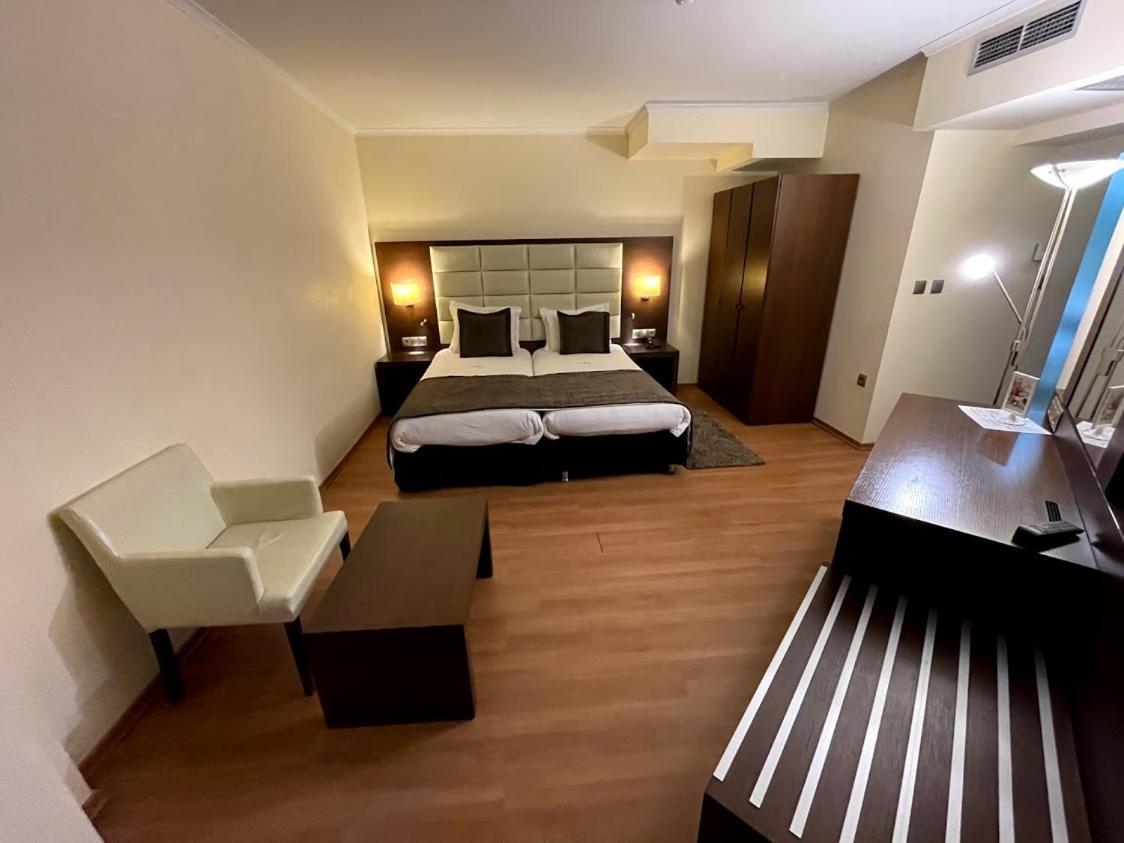 Europa Hotel Kastoria Luaran gambar